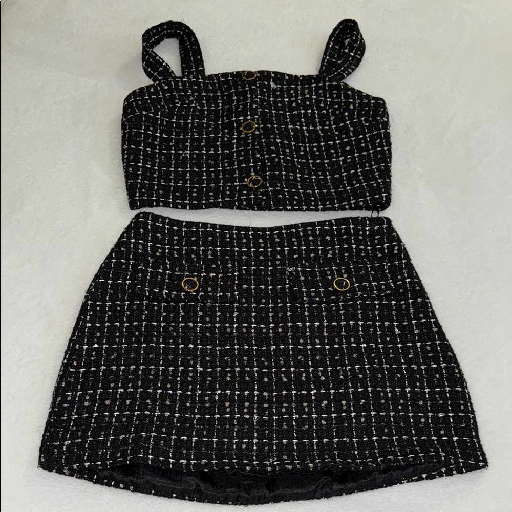 GAROTA SET tweed black and gold short shirt/ cropped tank set size S (both)